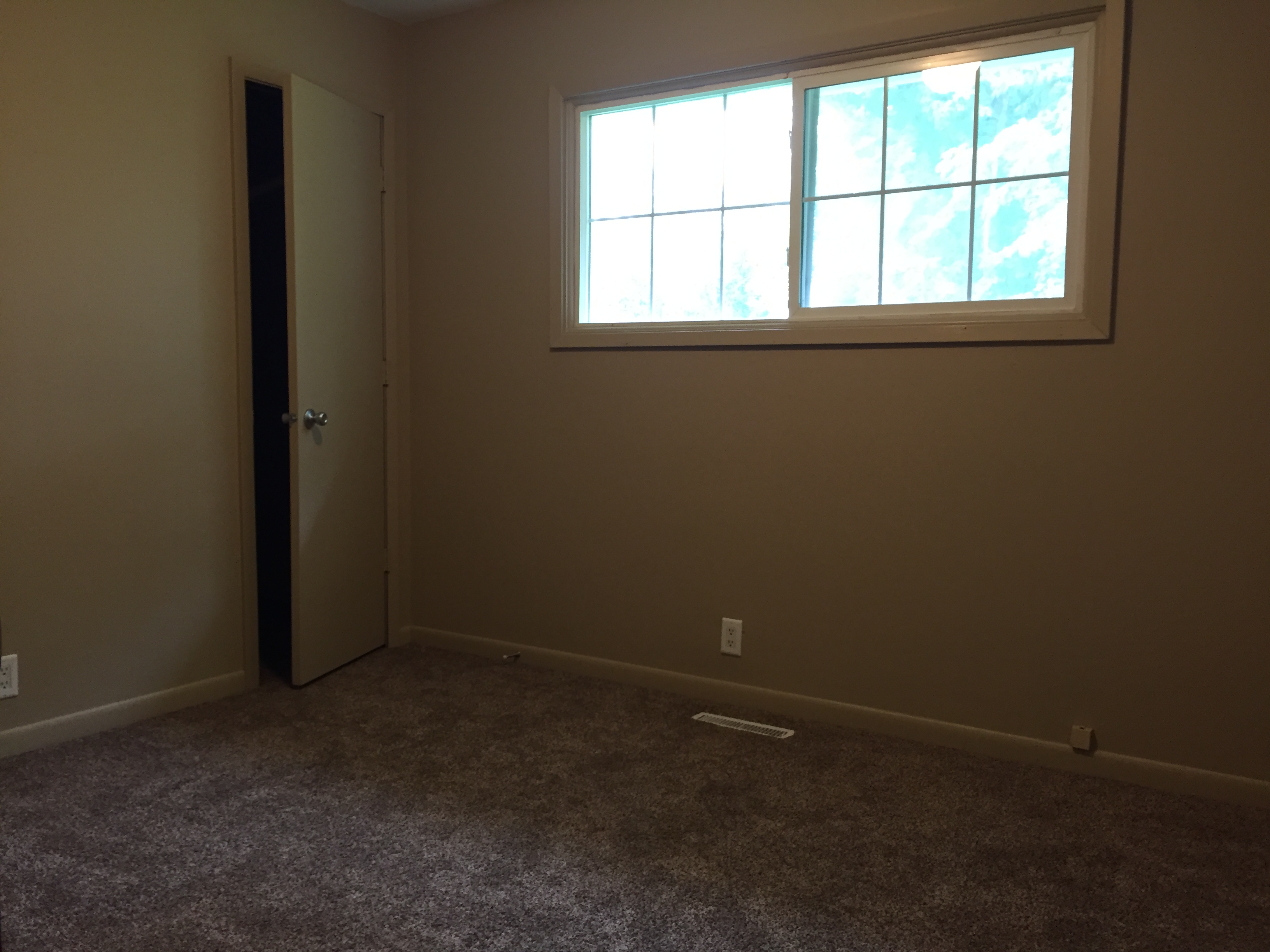 Conrad House Real Estate 105 Duesenberg SulenticFischels